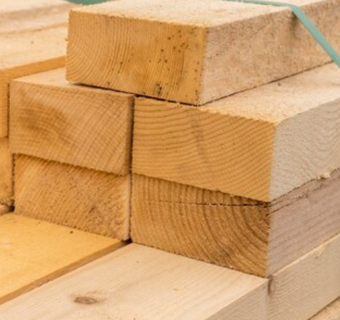 Почему популярен деревянный брус в строительстве?